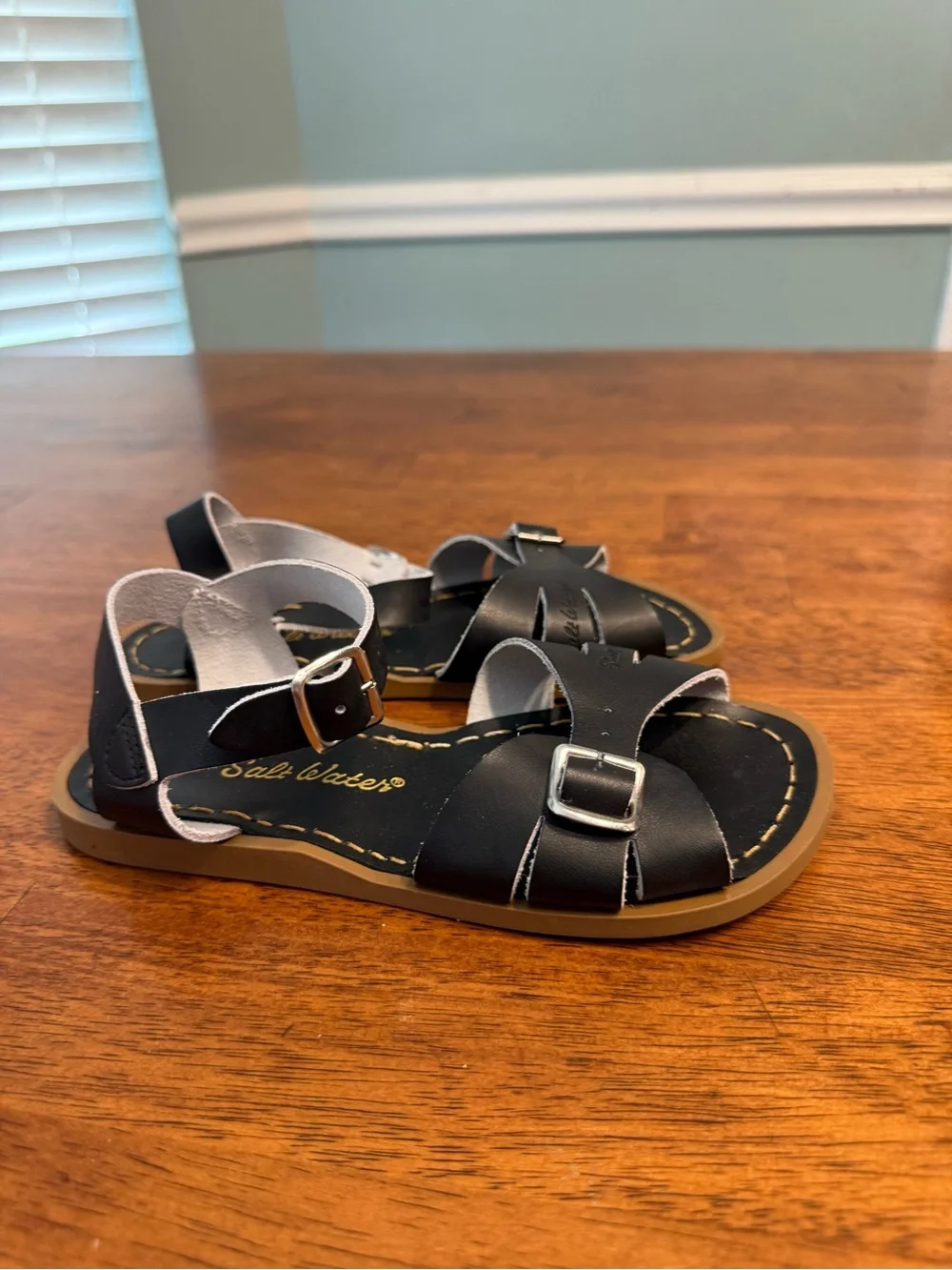 Salt Water Sandals The Original Black Leather Kids Size 13 Youth Strappy